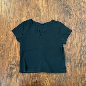Brandy Melville black crop top Henley style